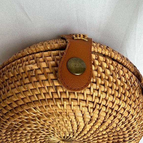 Circle Rattan Purse- Spring Break Bag - Picture 2 of 6